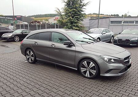 Mercedes-Benz CLA 180 Shooting Brake CLA 180 d Shooting Br...