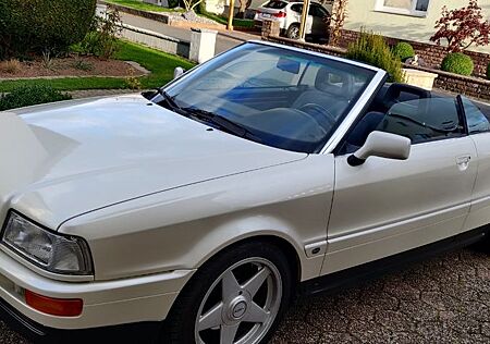 Audi Cabriolet 2.0 -