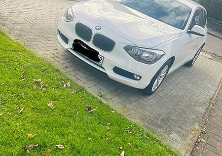 BMW 114i -
