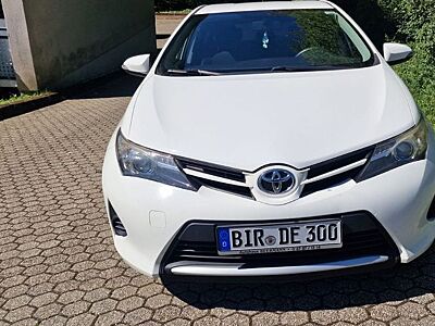 Toyota Auris Cool 1,33-l-Dual-VVT-i Cool