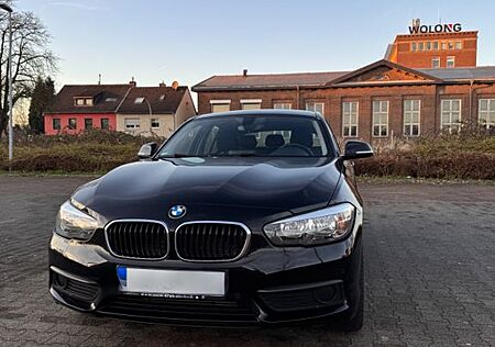 BMW 118i (F20)