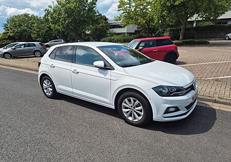 VW Polo Volkswagen 1.0 TSI 70kW Highline Highline