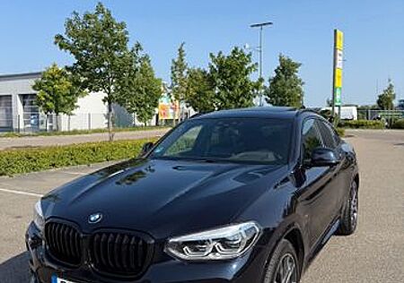 BMW X4 M40 M40d mit Panoramadach-scheckheftgepflegt