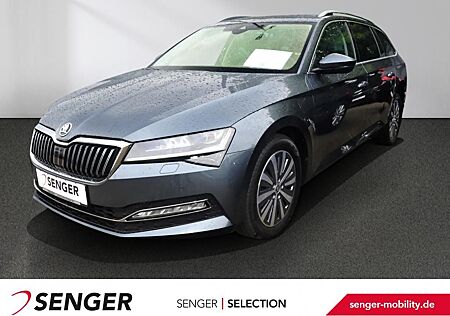 Skoda Superb Combi 2.0 TDI Style Navi Matrix AHK GRA