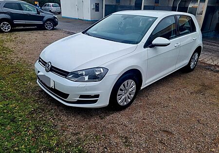 VW Golf Volkswagen VII 1.2 TSI 63 kW Comfortline weiß