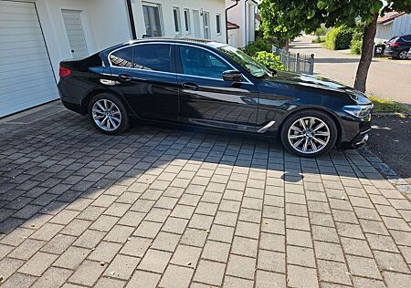 BMW 530d xDrive A -