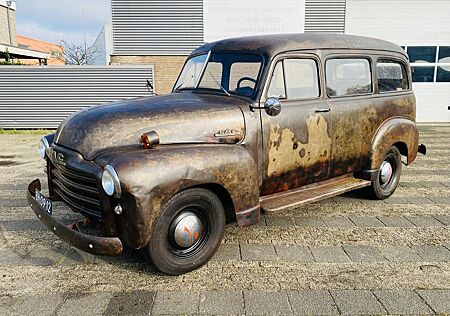 Chevrolet Suburban GMC 1951 Nederlandse kenteken en gekeur