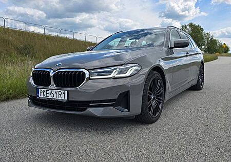 BMW 520d Touring A -