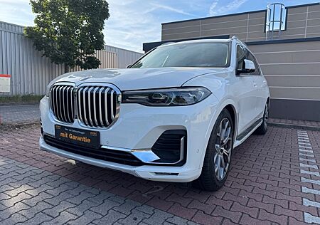 BMW X7 xDrive40i *7 Sitzer* LED *Niveau*Panorama*