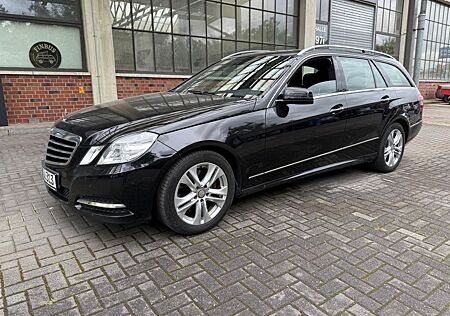 Mercedes-Benz E 300 CDI T BlueTec Hybrid AVANTGARDE