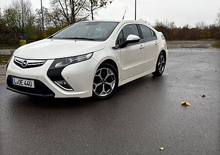 Opel Ampera-e