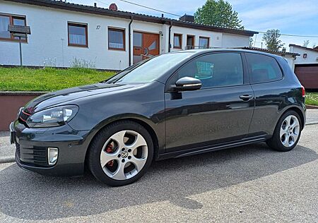VW Golf Volkswagen 2.0 TSI DSG GTI GTI