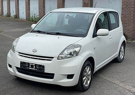 Daihatsu Sirion TÜV NEU KLIMA