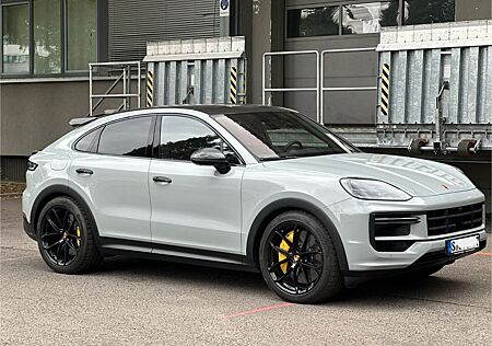 Porsche Cayenne Turbo E-Hybrid mit GT-Paket Turbo mi...