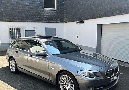 BMW 525d xDrive Touring -