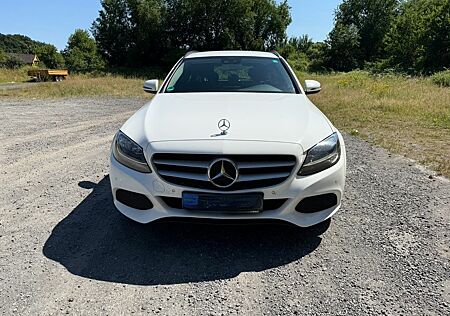 Mercedes-Benz C 220 d -