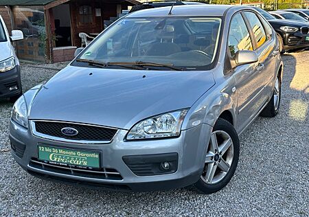 Ford Focus Lim. Ghia/Automatik/EPH/Sitzheizung/