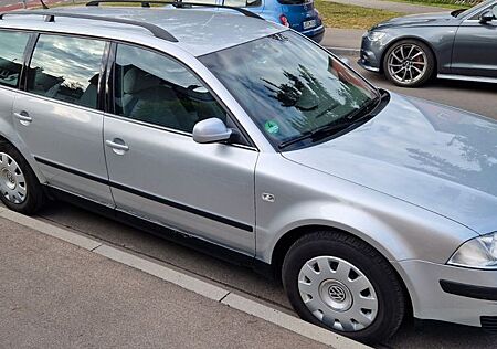 VW Passat Variant Volkswagen 1.8 T Comfortline Variant Com...