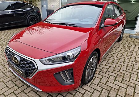 Hyundai Ioniq PLUG-IN HYBRID 60TKM! 1.HAND! Netto 13400€