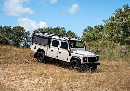 Land Rover Defender 130 TDCI 2009
