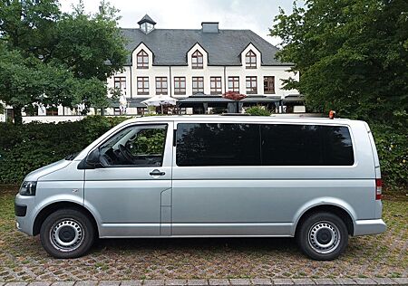 VW T5 Multivan gebraucht kaufen VW T5 Multivan Volkswagen T5 BUS LANG DSG 1.Vorbesitzer perfekt für Umbau