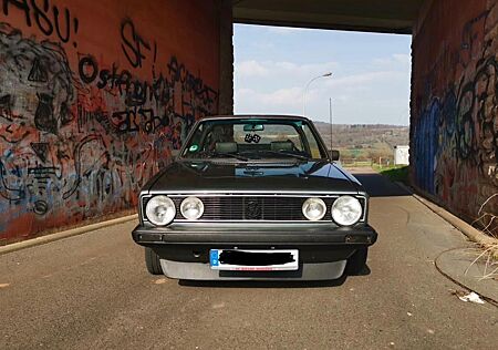 VW Golf Volkswagen 1 Cabrio