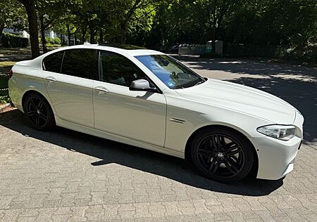 BMW M550d xDrive M Top Rarität Original Motorsound