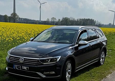 VW Passat Alltrack Volkswagen 2.0 TDI SCR 140kW DSG BMT 4M...