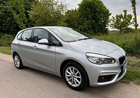 BMW 218i 218 Active Tourer Advantage - Aut. Navi MwS