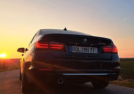 BMW 335i Luxury Line / Deutsch / Unfallfrei / Sport.