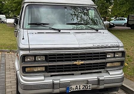 Chevrolet G G20 mit Umbau zum Wohnmobil