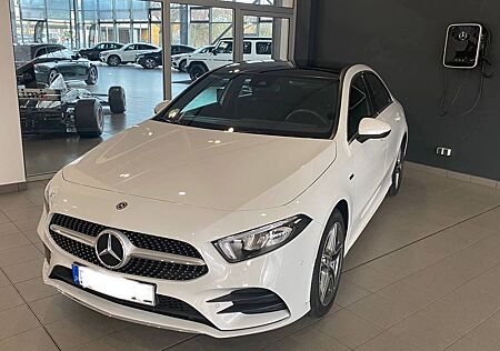 Mercedes-Benz A 250 AMG Edition|Plug-in Hybrid|Pano|Garantie|Garagen