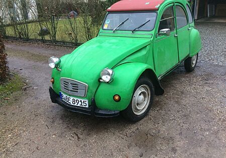 Citroën 2 CV - Ente