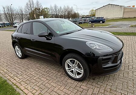 Porsche Macan ,Garantie, el. AHK,Panorama SD,Klappenausp.