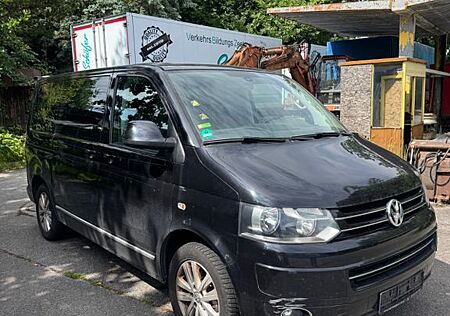 VW T5 Multivan Volkswagen . AHK/STZHZG/NAVI/ALU/2 SCHIEBETÜREN