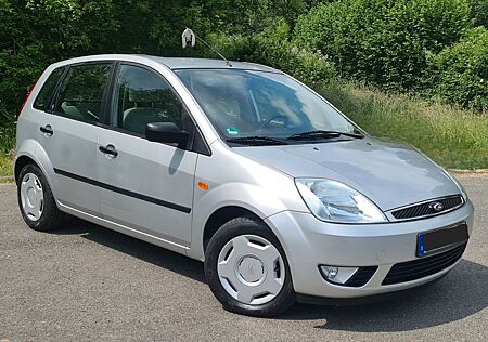 Ford Fiesta 1.4 16V Ghia EST Ghia