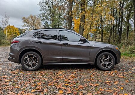 Alfa Romeo Stelvio 2.0 Turbo 16V 206kW Ti AT8-Q4 Ti