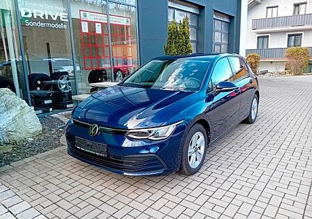 VW Golf Volkswagen VIII Lim. Life eTSI DSG