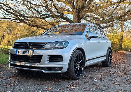 VW Touareg Volkswagen 4.2 V8 TDI R-Line