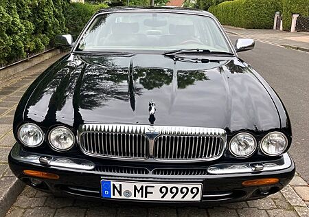 Jaguar Daimler 4.0 V8 Lang -