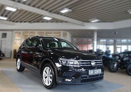 VW Tiguan Volkswagen 2.0TDI DSG 4Motion; NAV PANO LED KAM AHK