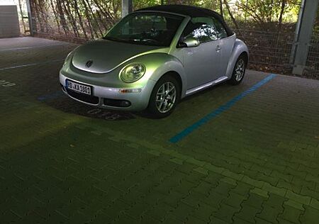 VW Beetle Volkswagen NewBeetle Caprio WIE NEU! TOP GEPFLEGT!