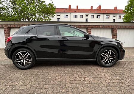 Mercedes-Benz GLA 200 Urban Urban