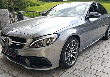 Mercedes-Benz C 63 AMG PANORAMA BURMESTER 27.000 km