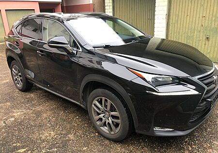 Lexus NX 300 NX 300h E-Four Executive line Leder Navi Kamera