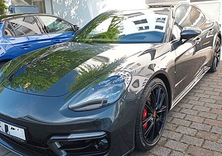 Porsche Panamera GTS Approved Gebrauchtwagen