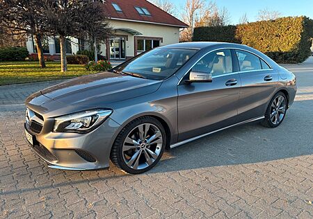 Mercedes-Benz CLA 180 Urban mit wenig Km