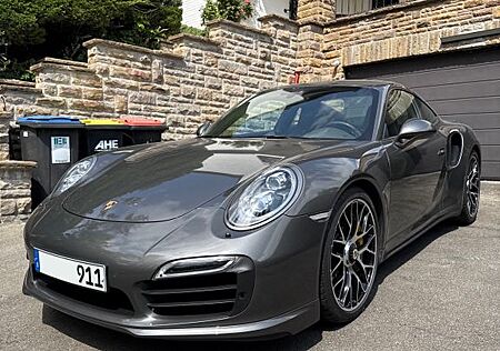 Porsche 991 Turbo S Coupé Burmester/PCCB/Lederpaket/MFL