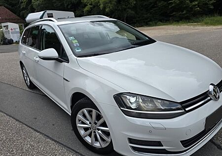 VW Golf Volkswagen 1.6 TDI DSG ACC Vollaust. KameraXenon Tüv