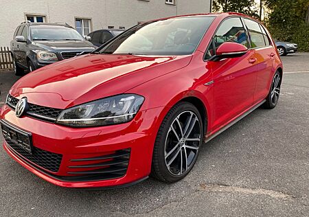 VW Golf Volkswagen VII Lim. GTD BMT SITZH KLIMA 1.HAND LEDER